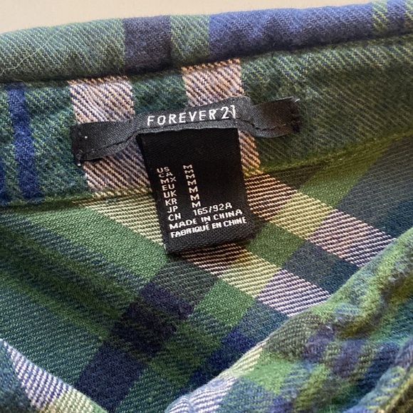 Oversized Plaid Shirt - Picture 2 of 3